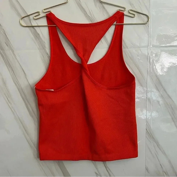 Sweaty Betty Spring Seamless Tank Top Size 12 Twist Back Detail Resort Red - Picture 4 of 6